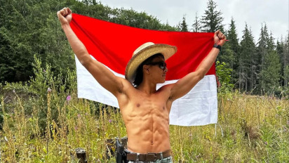 Bangga! Petarung MMA Indonesia Bilal Hasan Pertahankan Sabuk Gelar Juara Dunia CFFC usai Hantam Lawan Sampai KO