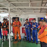 Kapal Bocor, 12 Nelayan Tenggelam di Perairan Pulau Situngkus Tapteng Berhasil Dievakuasi