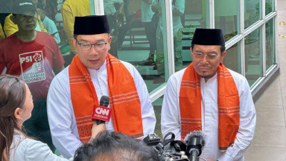 Arak-arakan Betawi Jadi Peneman Ridwan Kamil - Suswono Daftar Diri Pilkada 2024 Jakarta