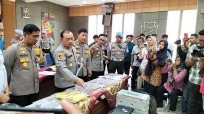 Gelap Mata! 2 Polisi Nekat Rampok Miliaran Rupiah dari Mobil Pengisi Uang ATM, Kapolda Sumbar Irjen Suharyono Turun Gunung