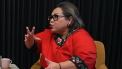 Nunung Srimulat Tidak Diperhatikan Anak-anaknya, Ingatlah Dalil-dalil Berbakti Pada Orang Tua Berikut Ini