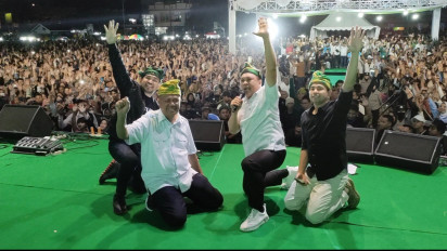 Heboh Kedatangan Raffi Ahmad, di Deklarasi Pasangan Bacagub Sultra Ruksamin dan LM Syafei Dihadiri Ribuan Massa