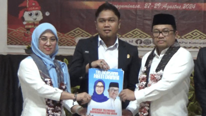 Bacalon Wabup di Gowa Dihalangi Saat Masuk ke KPU Gowa,  Ketua Tim Mengamuk