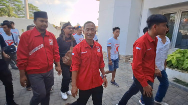 Puluhan Kader PSI Brebes Geruduk Kantor KPU, Cabut Dukungan Calon Pasangan Bupati dan Wakil Bupati