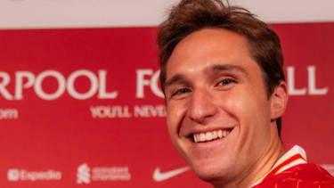 Liga Inggris: Bahagianya Arne Slot Lihat Chiesa, Kini Makin Bugar hingga Sukses Cetak Assists Perdana Buat Liverpool