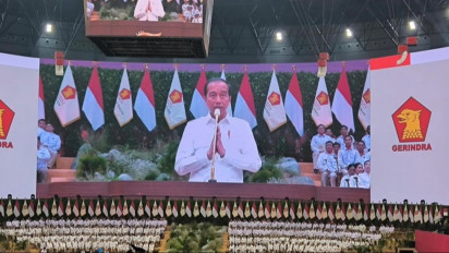 Jokowi Terbahak-bahak di Apel Kader Gerindra, Ada Apa?