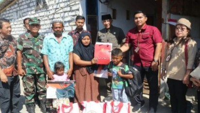 Miris, Padahal Orang Tua Masih Sehat, Anak SD Disuruh Jadi Pemulung Setelah Pulang Sekolah di Bangkalan