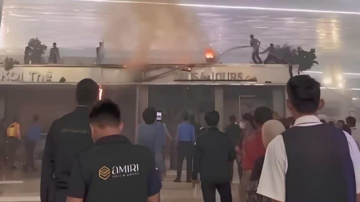 Buntut Kebakaran di Bandara Soetta, 2 orang Saksi Diperiksa
            - galeri foto