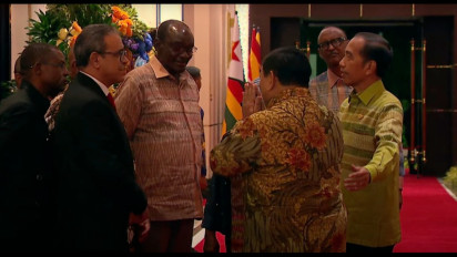 Di Depan Forum Indonesia-Afrika, Jokowi Pamerkan Prabowo Subianto Jadi Presiden Selanjutnya