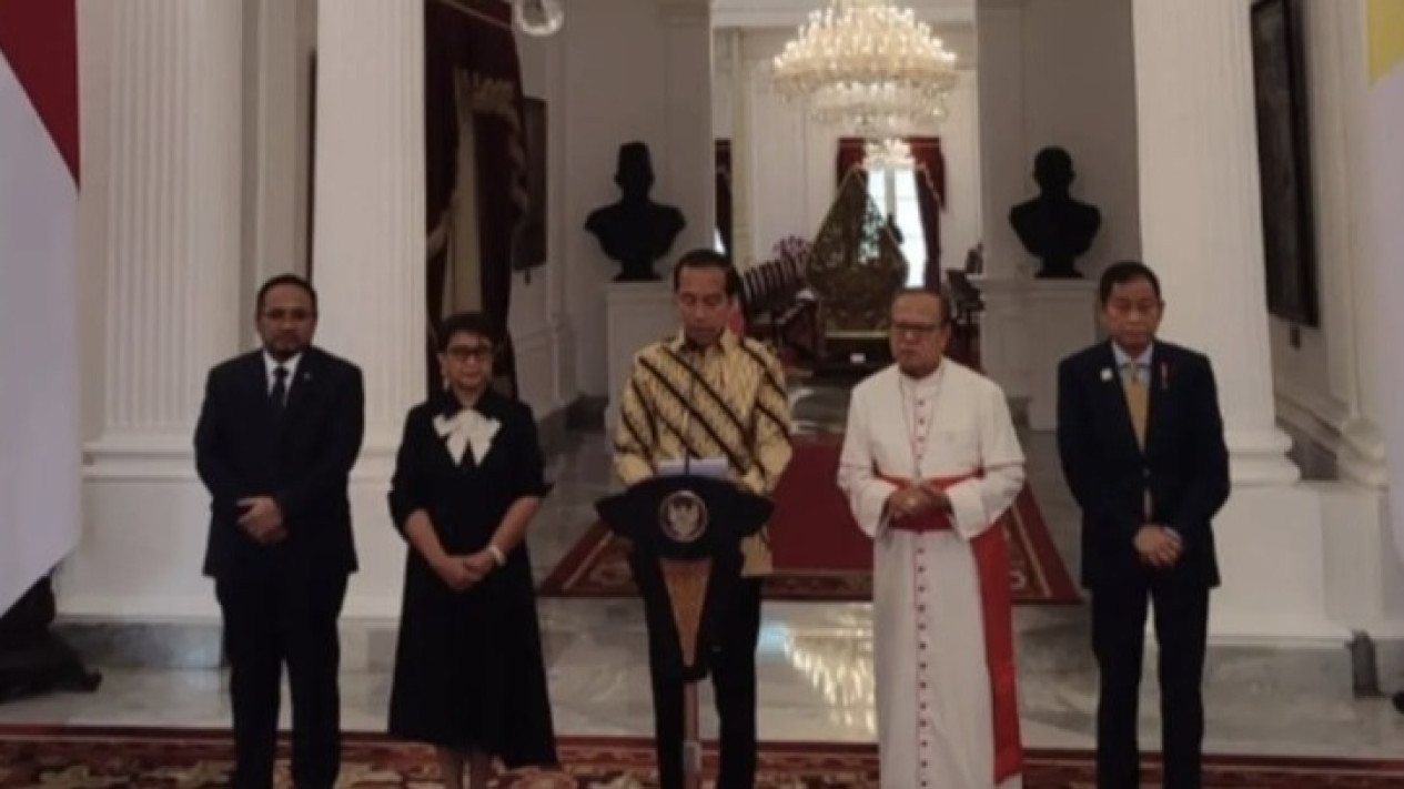 Kunjungan Paus Fransiskus ke Indonesia, Presiden Jokowi: RI-Vatikan Komitmen Pupuk Perdamaian dan Persaudaraan
            - galeri foto