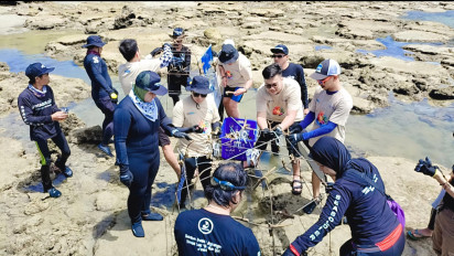 PNM Peduli Tanam Ribuan Pohon Mangrove dan Terumbu Karang di Kalimantan