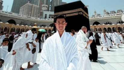 Di Balik Tangisan Haru Pratama Arhan Saat Cium Ka'bah hingga Singgung Surat Maryam