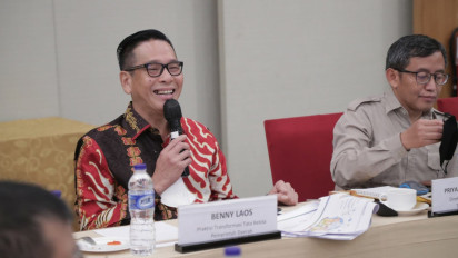 Sisi Lain Benny Laos, Cagub Favorit Malut 2024