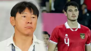 Pelatih Timnas Indonesia, Shin Tae-yong dan Elkan Baggott.