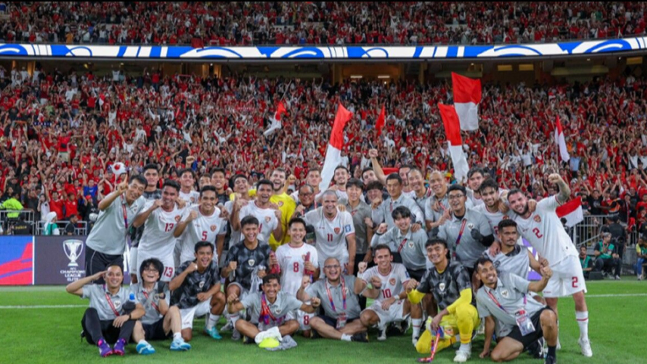 Suporter Malaysia Bikin Ulah Lagi, Kali Ini Mereka Tak Anggap Timnas Indonesia sebagai Raja ASEAN hingga Bilang Negara Rival Lebih Kuat karena...
            - galeri foto