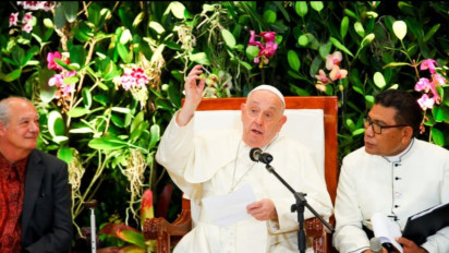 Menteri Agama Sebut Paus Fransiskus Bukan hanya Tokoh untuk Umat Katolik, tapi Menjadi Contoh...