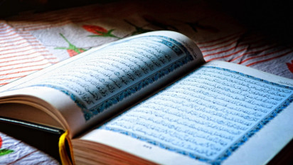 Bacaan Al-Quran Surat Maryam Ayat 81-85 Lengkap Tulisan Arab, Latin, dan Artinya