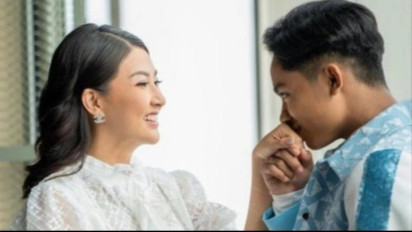 Peluk dan Cium Bentuk Kasih Sayang Betrand Peto ke Sarwendah, Ingatkan Pesan Buya Yahya soal Adab Mengadopsi Anak dalam Islam Kalau...