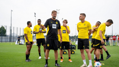 Jurgen Klopp Muncul di Publik, Pilih Latih Tim Jerman