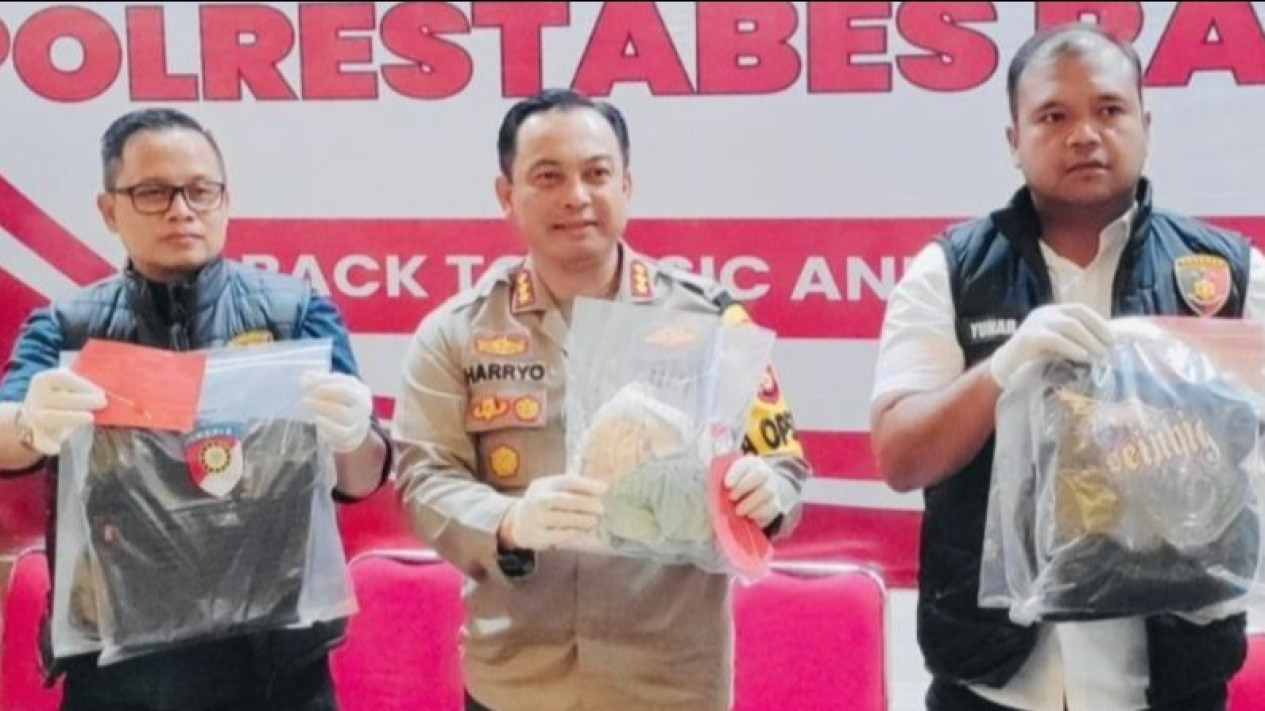 3 Pelaku Pembunuhan Siswi SMP di Palembang Tak Ditahan, Polisi: Diserahkan ke Panti Sosial Rehabilitasi Anak
            - galeri foto