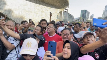 Naik MRT dan Sapa Warga di CFD Bundaran HI, Pramono Anung dan Rano Karno: Masyarakat di Sini Cukup Banyak, Kita Bisa Dengar Masukan dan Keluhan