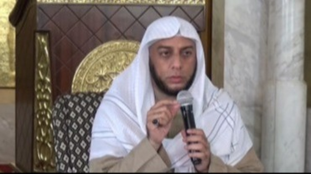 Ketika Mengamalkan Sholawat Nabi Memangnya Boleh Mengucap Sayyidina? Syekh Ali Jaber Nyatakan Kalimat itu...
            - galeri foto