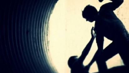 Baru Diamankan Satu, Polisi Masih Buru Rombongan Penagih Utang yang Banting Karyawan Pabrik Baja Ringan di Jakbar