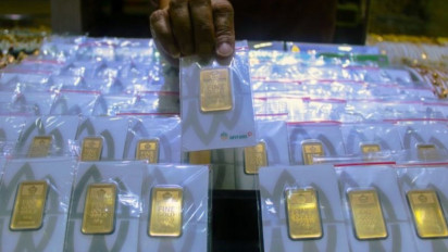 Stagnan Dalam Sebulan Terakhir, Harga Emas Antam di Awal Pekan Kembali Anjlok Rp7 Ribu per Gram, Ini Penyebabnya...