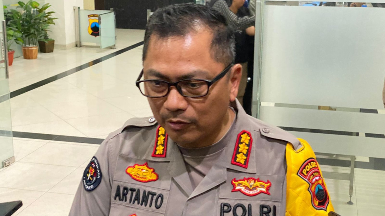 Kematian Dokter PPDS Undip, Dalami Dugaan Perundungan dan Pemalakan Polda Jateng Periksa 17 Saksi
            - galeri foto