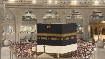 Sirah Nabawiyah: Saat Usia Nabi Muhammad SAW 35 Tahun, Membangun Ka'bah dan Menyelesaikan Pertikaian