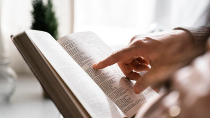 Pahami Arti Harga dari Sebuah Kesetiaan Melalui Renungan Harian dan Doa Malam Kristen