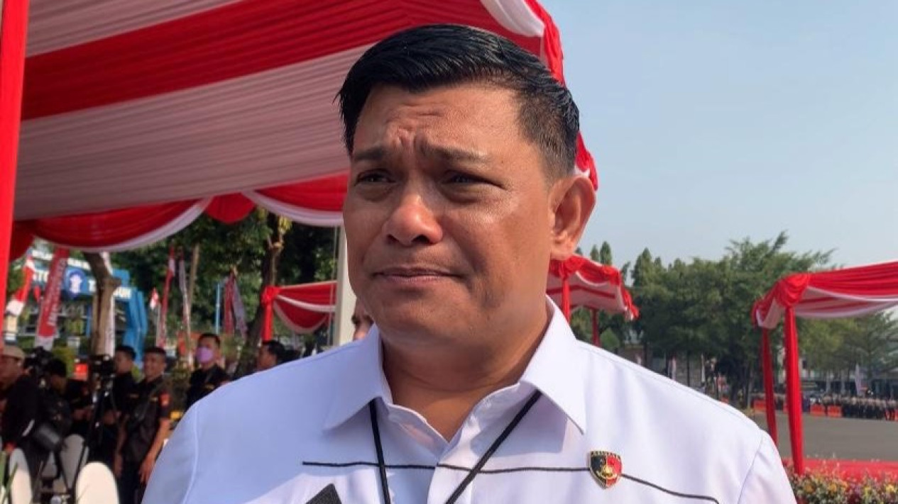 Polda Metro Jaya Tegaskan Siap Hadapi Langkah Hukum Usai Pencabutan Gugatan Praperadilan Firli Bahuri
            - galeri foto