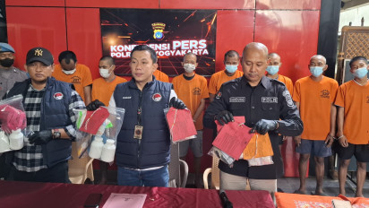 Polisi Tangkap 8 Tersangka Penyalahgunaan Tembakau Sintetis dan 22.700 Butir Obaya di Yogyakarta