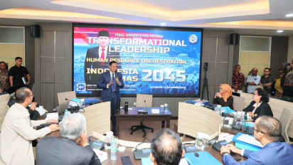 Tiga Jam Ujian Doktoral di Unair, AHY Diuji Enam Profesor, Apa Disertasinya?