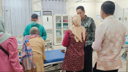 Bayi 10 Bulan yang Kelamin Ganda Dibawah ke RS Bari Palembang