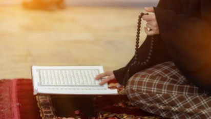 Dibaca Setiap Malam Hari, Ini Tafsir Surah Al Mulk Ayat 1