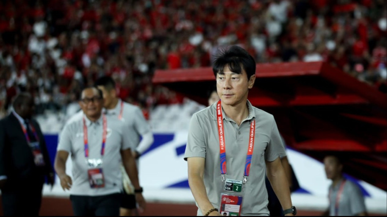 Namanya Bergema di GBK, Shin Tae-yong Merasa Seperti Idol K-Pop di Indonesia
            - galeri foto