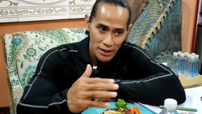 Tolong Gen Z, Milenial, Gen X, Bukan Nasi Uduk, Bubur Ayam, Lontong Kari, Sarapan yang Benar dan Sehat kata Ade Rai adalah Makan Makanan ini