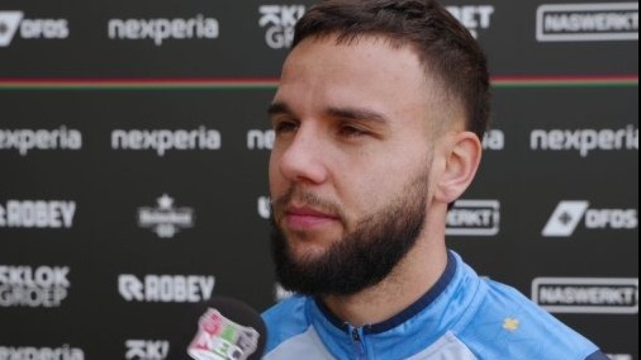 Langsung Tanding, Calvin Verdonk Bawa Semangat Timnas Indonesia untuk Hadapi Tim Papan Atas Eredivisie
            - galeri foto