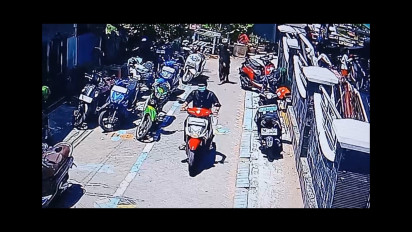Aksi Nekat Maling Curanmor di Masjid, Pelaku Butuh Lima Detik Gondol Motor
