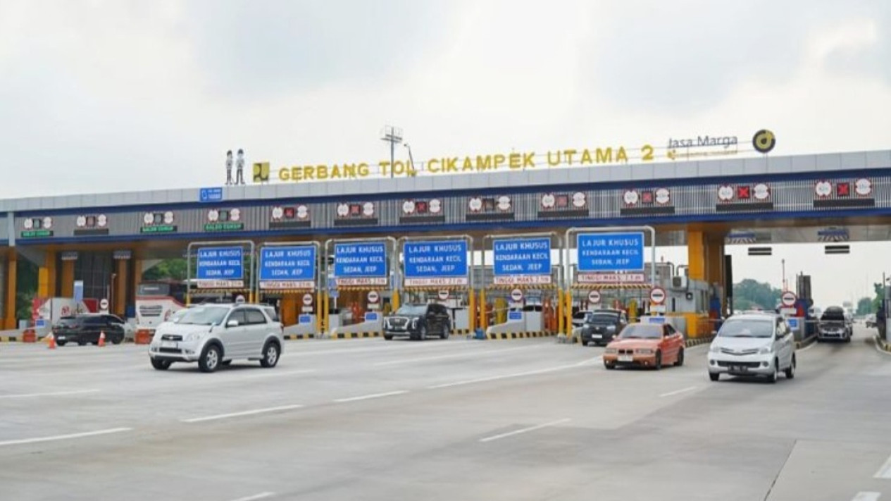 H-2 Libur Maulid, Sebanyak 405 Ribu Kendaraan Tinggalkan Jabotabek
            - galeri foto