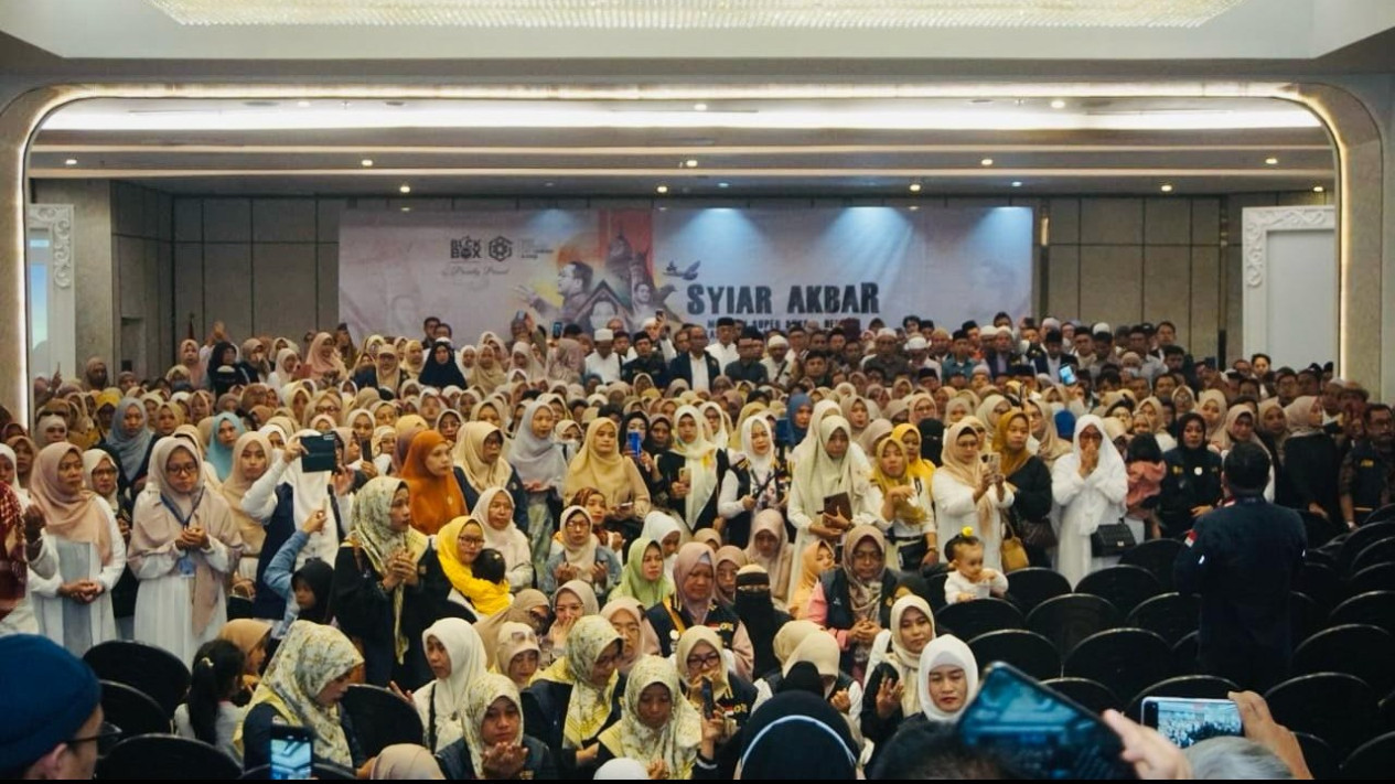 Ma'ruf Amin Khawatir Manfaat Dana Haji dan Umroh
            - galeri foto