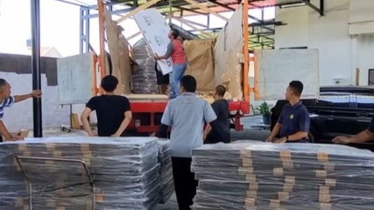 KPU Kota Surakarta Mulai Terima Kiriman Logistik Pilkada 2024