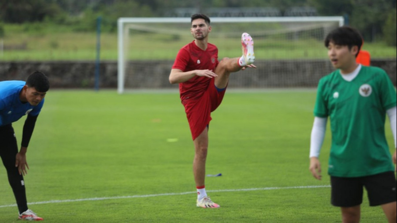 Bikin Jepang Mati Kutu, Sandy Walsh Kenang Lagi Kombo Maut Pratama Arhan dan Elkan Baggott saat Piala Asia 2023
            - galeri foto