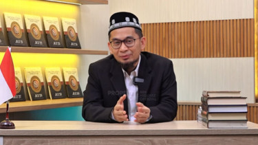 Ketiduran pada Sore Hari dan Terlewat Salat Maghrib, Dahulukan Salat Isya Atau Maghrib? Ustaz Adi Hidayat Bilang, Dahulukan...