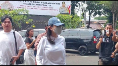 Sambangi Polres Metro Jakarta Selatan soal Laporan Persetubuhan Sang Anak, Nikita Mirzani: Saya Tidak Mengurusi Percintaan