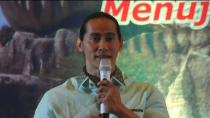 5 Cara Ade Rai Tetap Sehat saat Makan Nasi Padang, Gak Usah Khawatir Kolesterol!