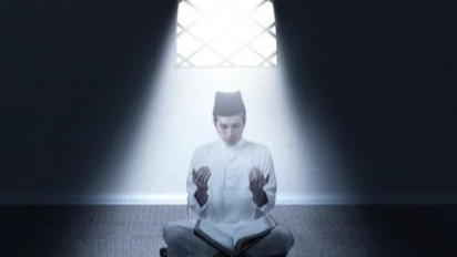 Umur Berapapun Keluarkan ZIkir Ini di Pertengahan Malam, Ustaz Adi Hidayat: Allah Ganti Sisa Hidup dengan yang Lebih Baik