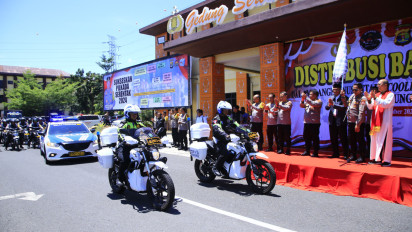 Sebar 5.000 Paket Sembako, NCS Polri Minta Masyarakat Lampung Gelorakan Pilkada Damai