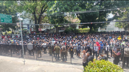 Bobotoh Geruduk Graha Persib, Tuntut Investigasi Dugaan Intimidasi oleh Pemain Maung Bandung dan Staf PT PBB usai Laga Lawan Port FC